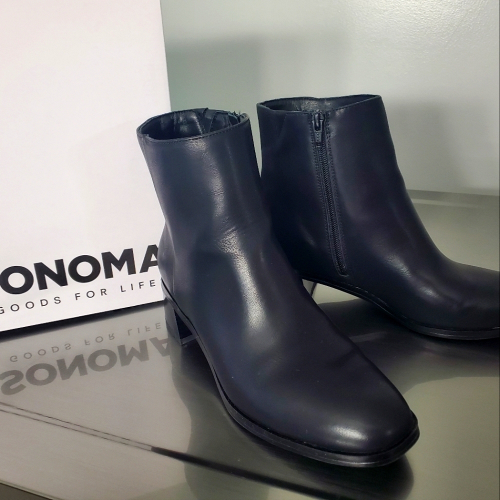 Sonoma Women's Sleek Black Ankle Booties